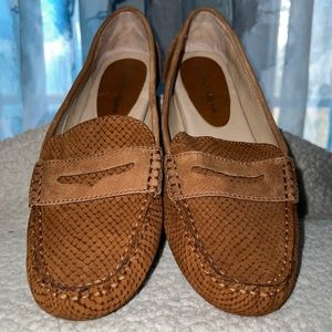 Antonio Melani Brevyn Tan Loafers. Woman’s 8M. Leather- Upper, Lining, Sock.